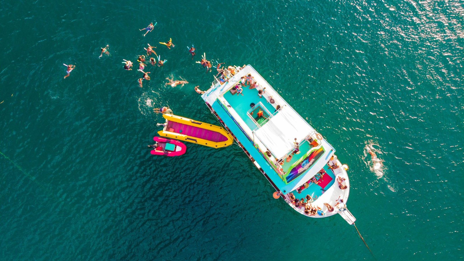 Barco para despedidas en Castellón