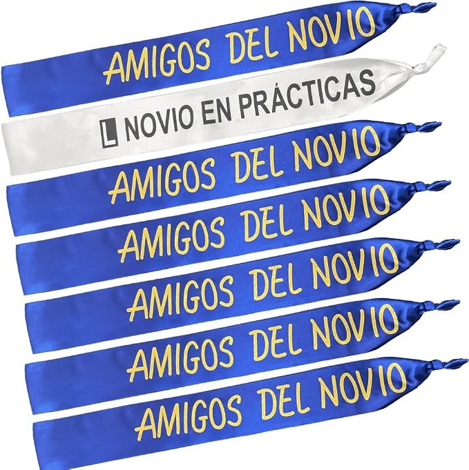 Kit de accesorios para el novio en una despedida de soltero.